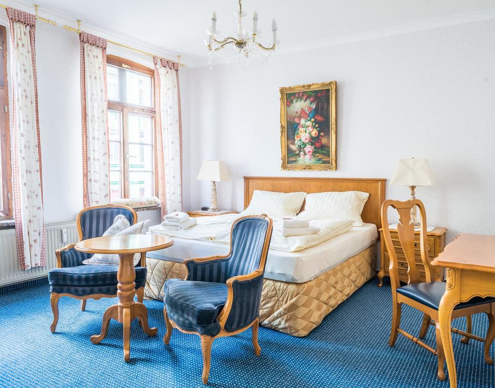 Romantisches Hotel Zur Traube Schwerin Schwerin (Mecklenburg-Vorpommern) Quarto foto
